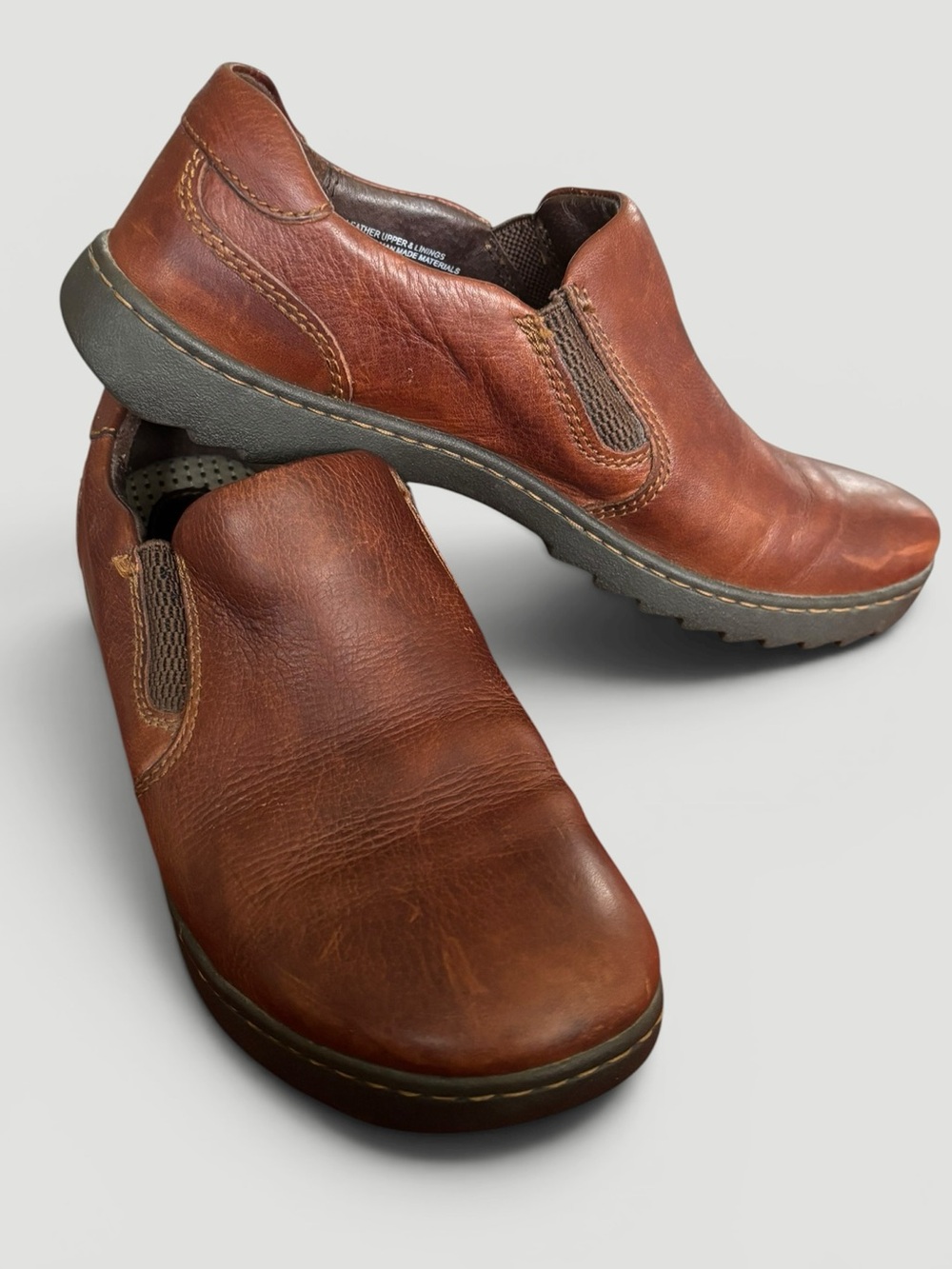 Born Phoebe Classic Slip On Leather Comfort Loafers Caramel Brown Size 9.5